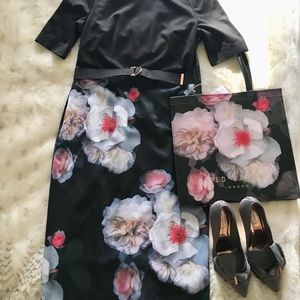 BNWT!! Ted Baker Dress with Chelsea Print Sz 4